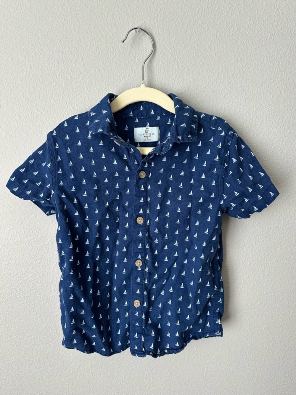 Boys Class Club size 5 Navy Sailboat Print Button-Down Shirt